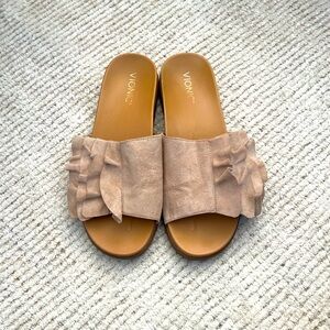 Vionic Roni Suede Ruffle Slide